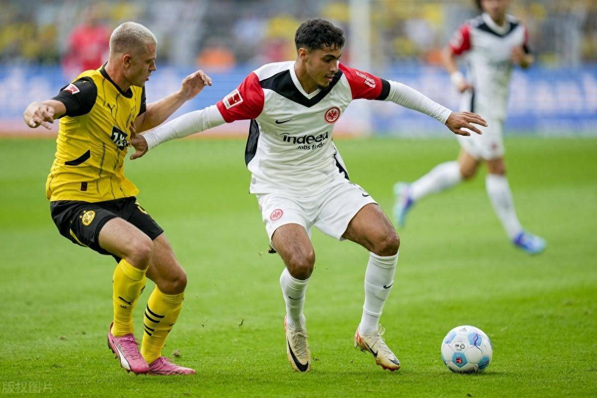 九游下载-德甲球队新赛季打法创新不断