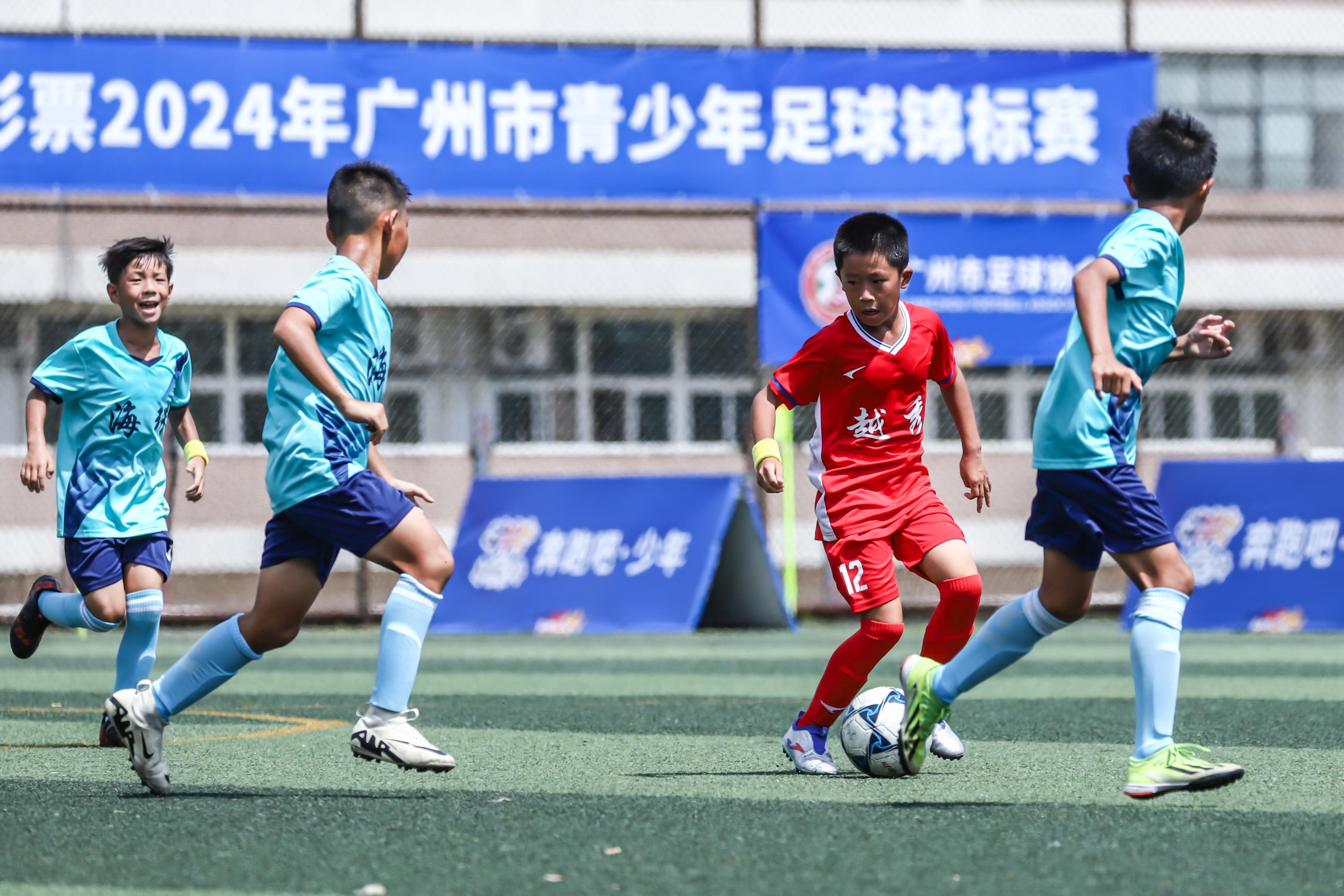 九游体育娱乐-包含青少年足球裁判员选拔体系不断优化，公平公正更加保障的词条