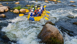 九游娱乐官网入口-水上漂流竞技,惊险与刺激的运动体验的简单介绍
